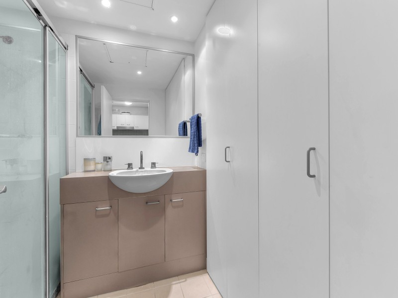 232/71 Beeston Street, Teneriffe QLD 4005