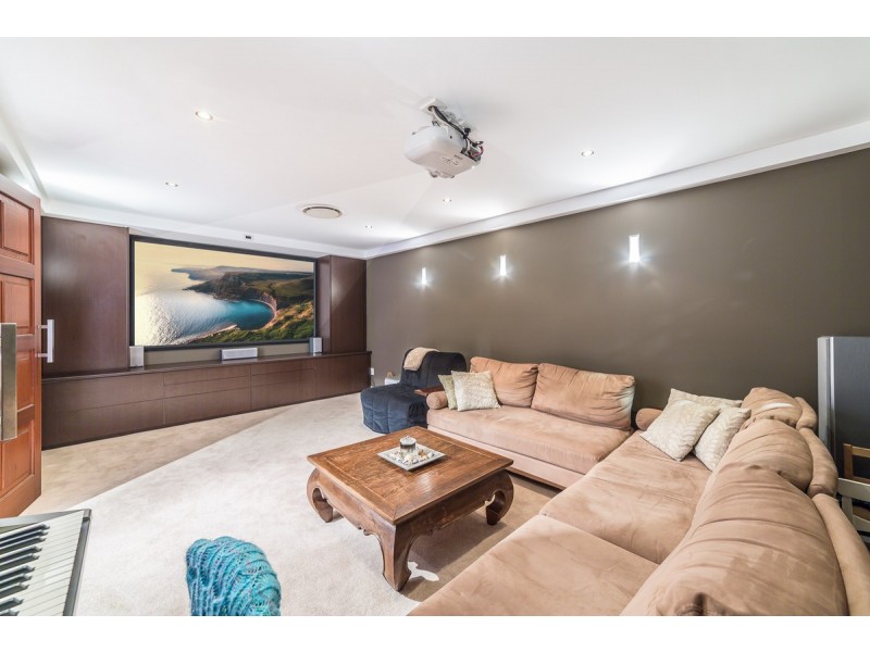 30 Donald Street, Camp Hill QLD 4152