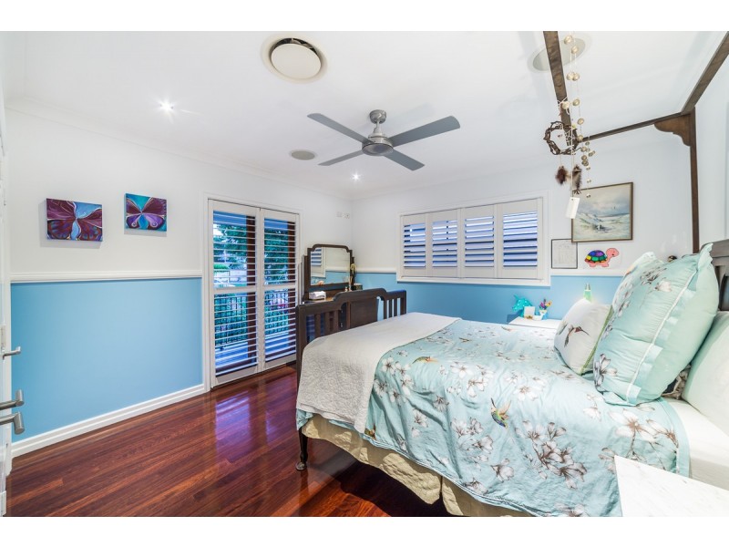 30 Donald Street, Camp Hill QLD 4152