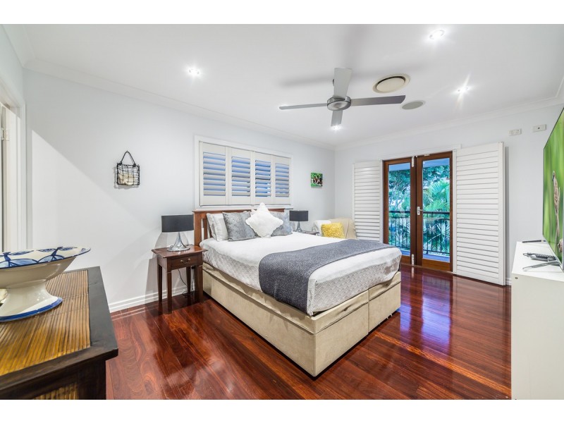 30 Donald Street, Camp Hill QLD 4152