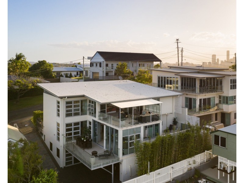 62 Main Avenue, Balmoral QLD 4171