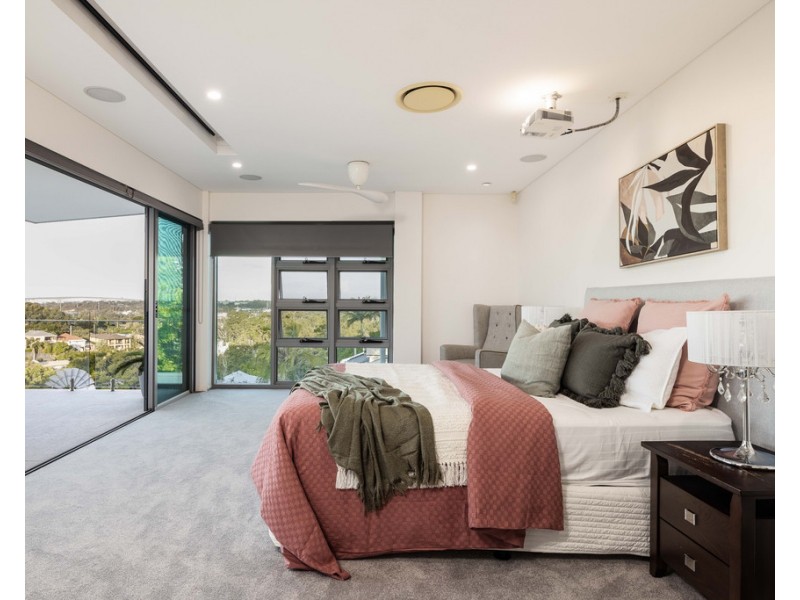 62 Main Avenue, Balmoral QLD 4171