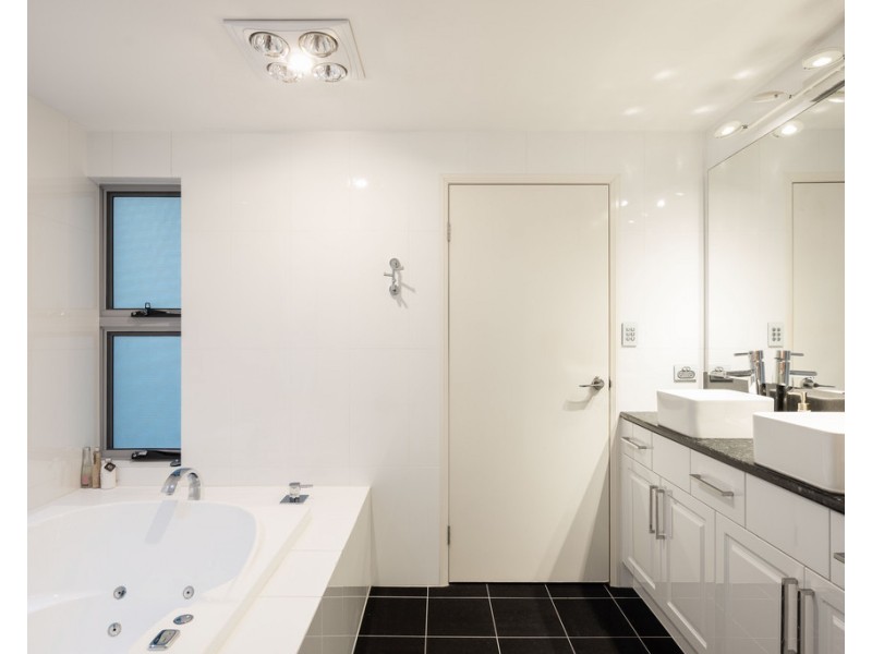 62 Main Avenue, Balmoral QLD 4171