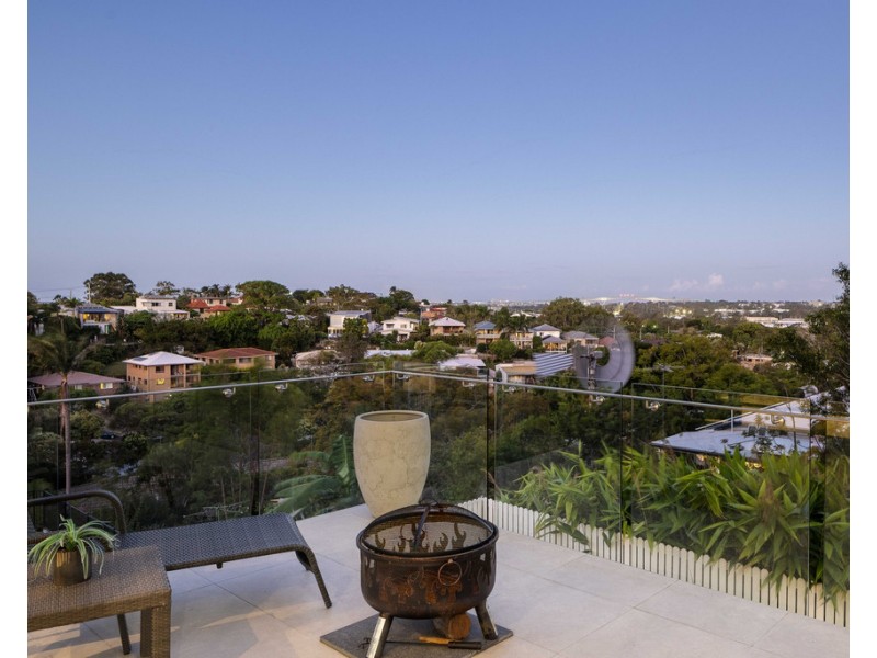 62 Main Avenue, Balmoral QLD 4171