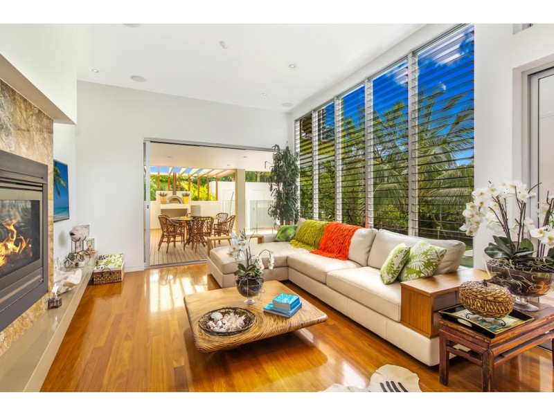 51 Woongarra Scenic Drive, Bargara QLD 4670