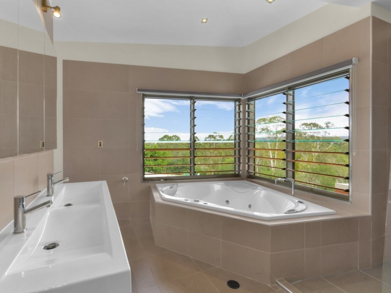 59 Haven Road, Pullenvale QLD 4069
