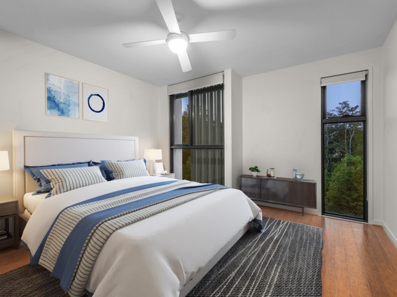 608/12 Parkside Circuit, Hamilton QLD 4007