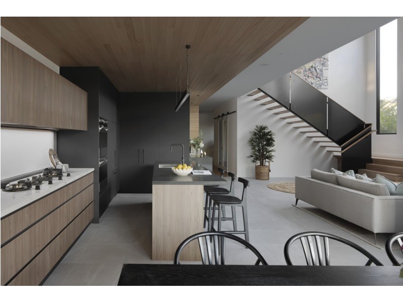 84 Harding Street, Hendra QLD 4011