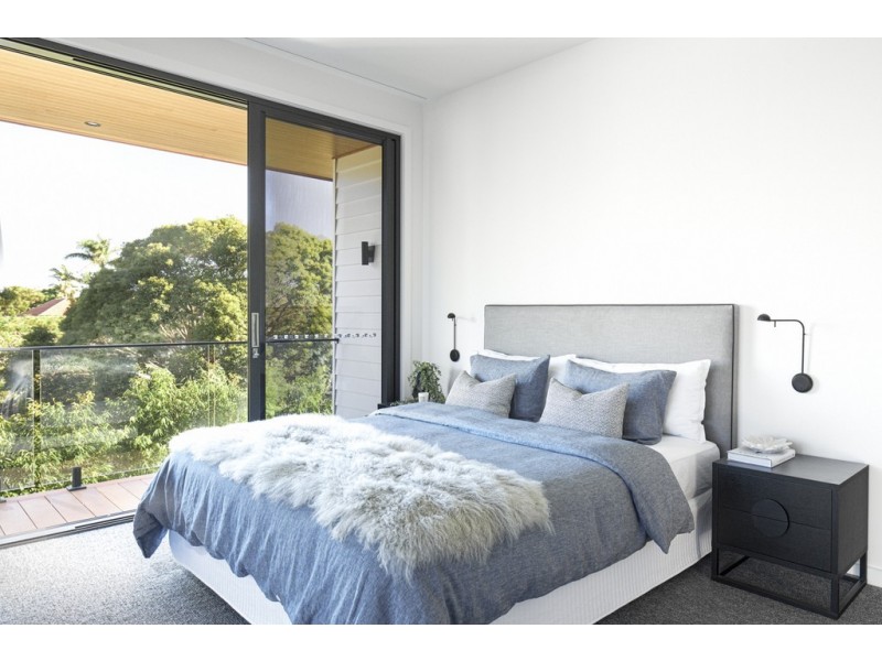 84 Harding Street, Hendra QLD 4011