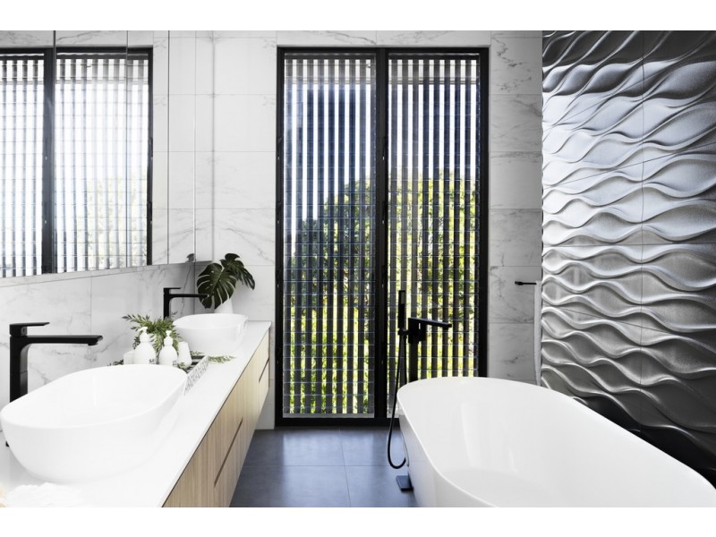 84 Harding Street, Hendra QLD 4011