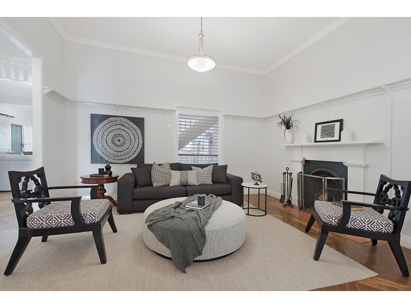 23 Queens Road, Hamilton QLD 4007