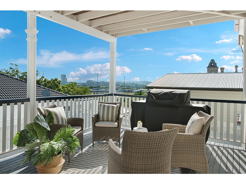 23 Queens Road, Hamilton QLD 4007