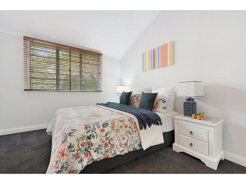 23 Queens Road, Hamilton QLD 4007