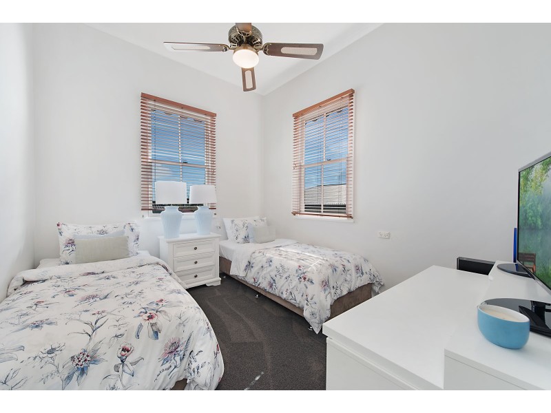 23 Queens Road, Hamilton QLD 4007