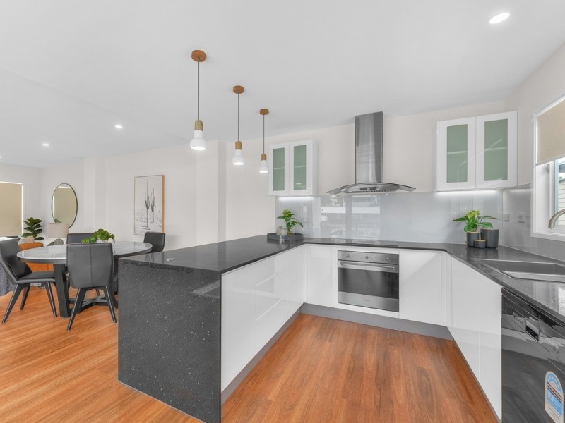 2/52 Lamington Avenue, Ascot QLD 4007