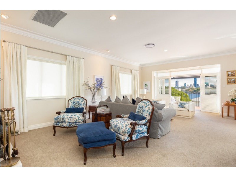 23 Wendell Street, Norman Park QLD 4170