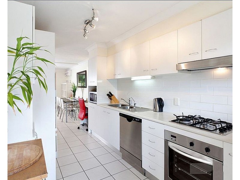 4/79 Annie Street, New Farm QLD 4005