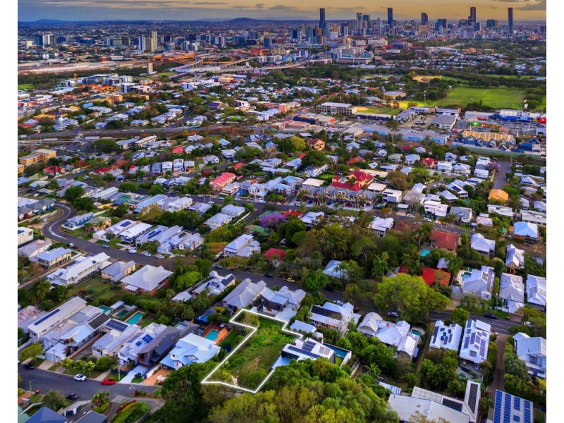 111 Main Avenue, Windsor QLD 4030