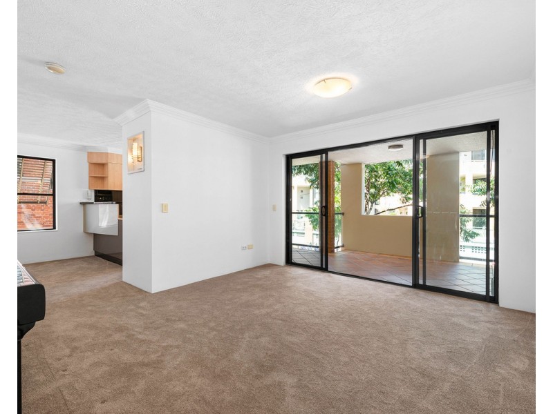 4/140 Commercial Road, Teneriffe QLD 4005