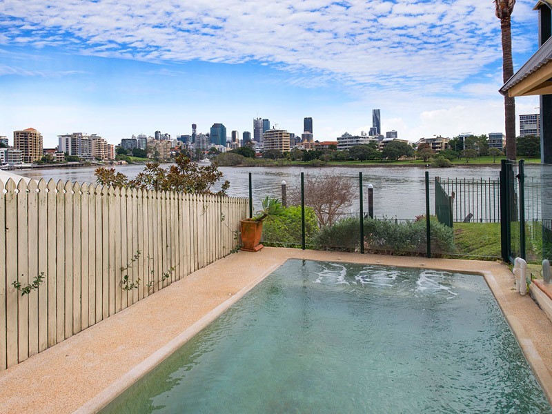 27 Laidlaw Parade, East Brisbane QLD 4169