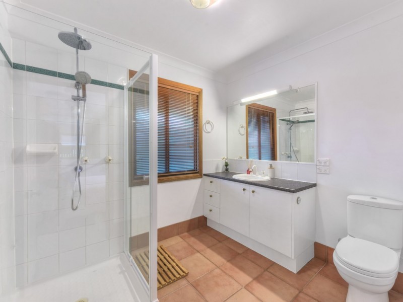 30 Ashley Road, Chermside West QLD 4032
