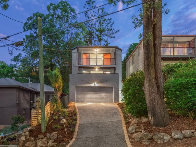 78 Orchard Terrace, St Lucia QLD 4067