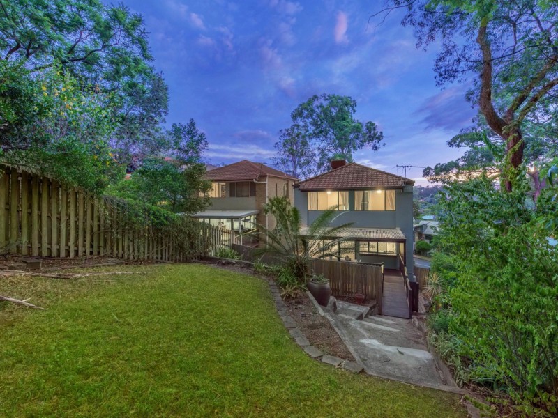 78 Orchard Terrace, St Lucia QLD 4067