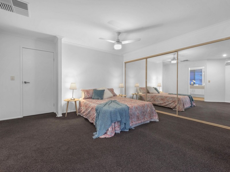 78 Orchard Terrace, St Lucia QLD 4067