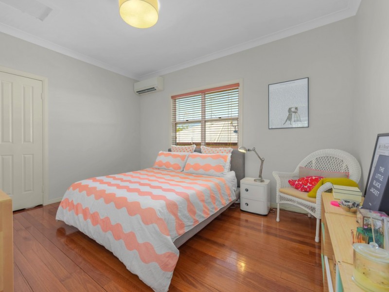 33 Richmond Road, Morningside QLD 4170