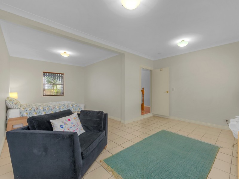 33 Richmond Road, Morningside QLD 4170