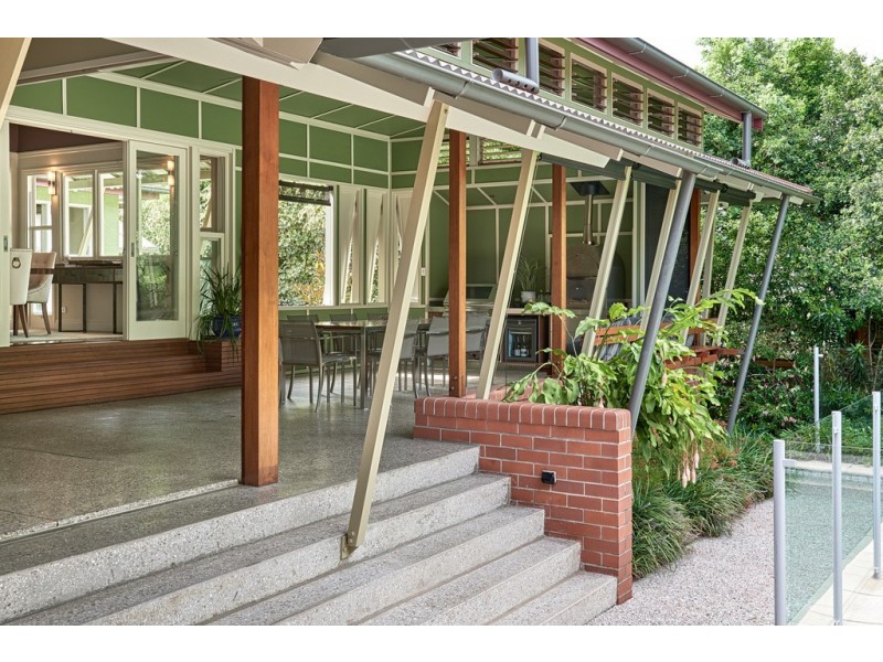 119 Virginia Avenue, Hawthorne QLD 4171