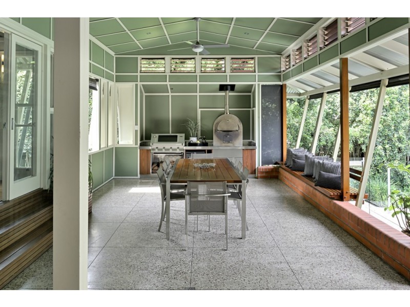 119 Virginia Avenue, Hawthorne QLD 4171