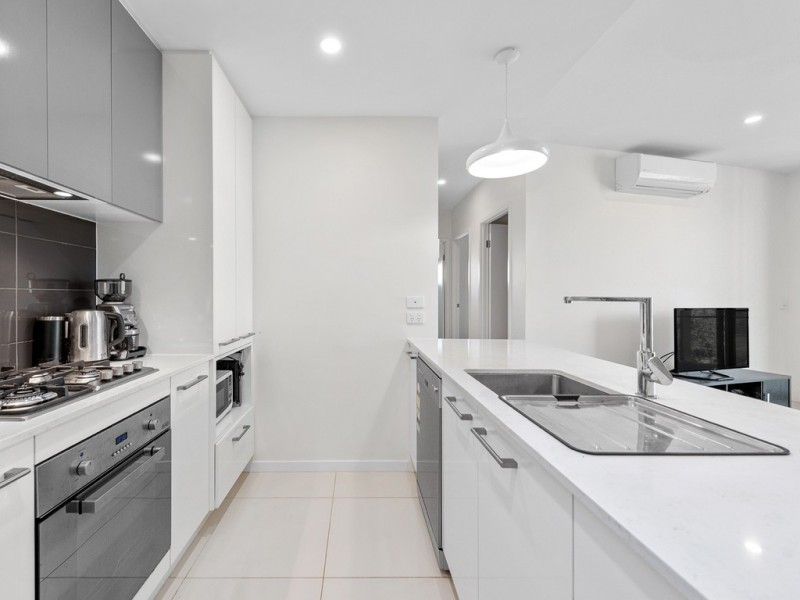 10/77 Chestnut Street, Wynnum QLD 4178