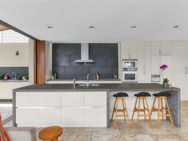 10 Flower Street, Windsor QLD 4030