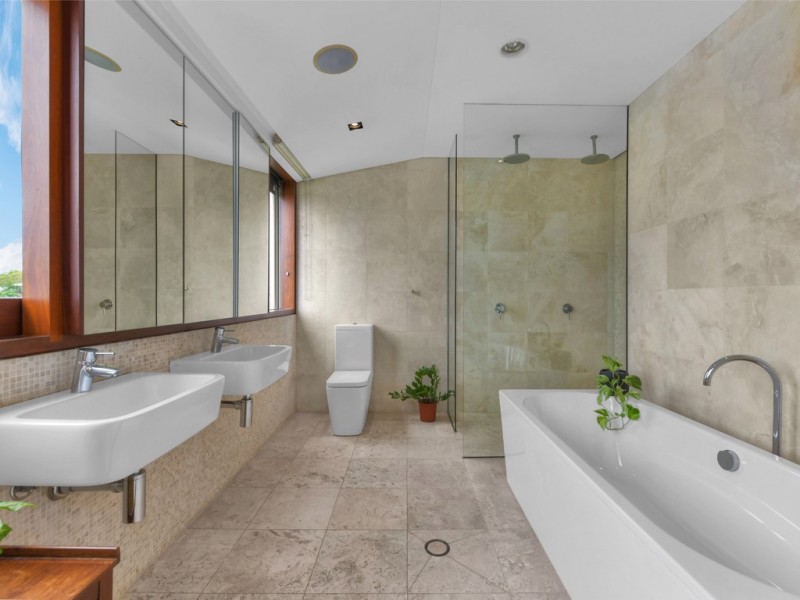 10 Flower Street, Windsor QLD 4030