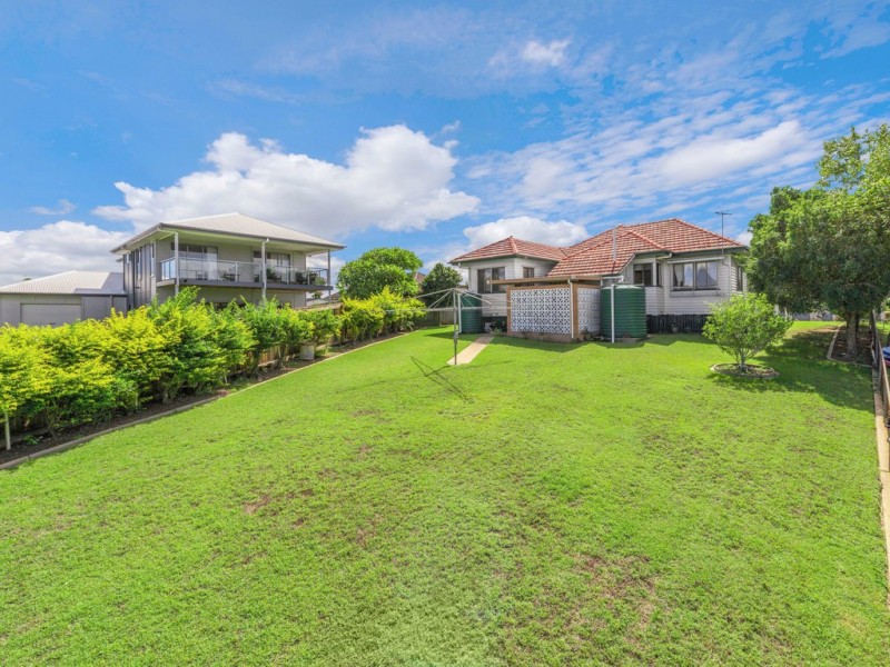 124 Redwood Street, Stafford Heights QLD 4053