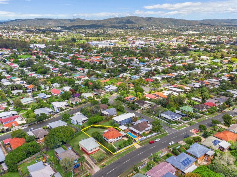 124 Redwood Street, Stafford Heights QLD 4053