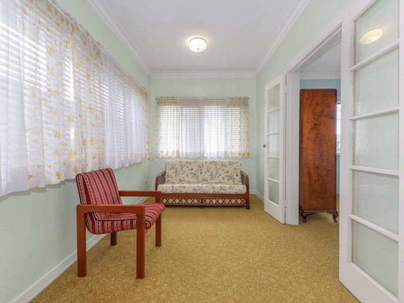 124 Redwood Street, Stafford Heights QLD 4053