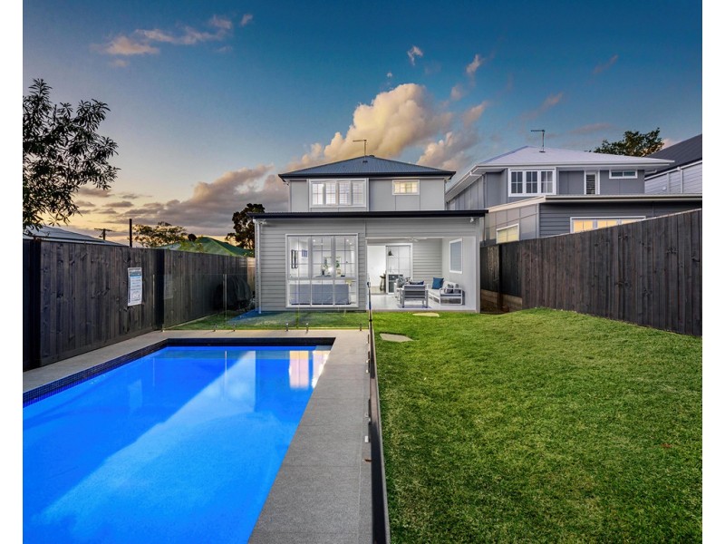 9 York Street, Morningside QLD 4170