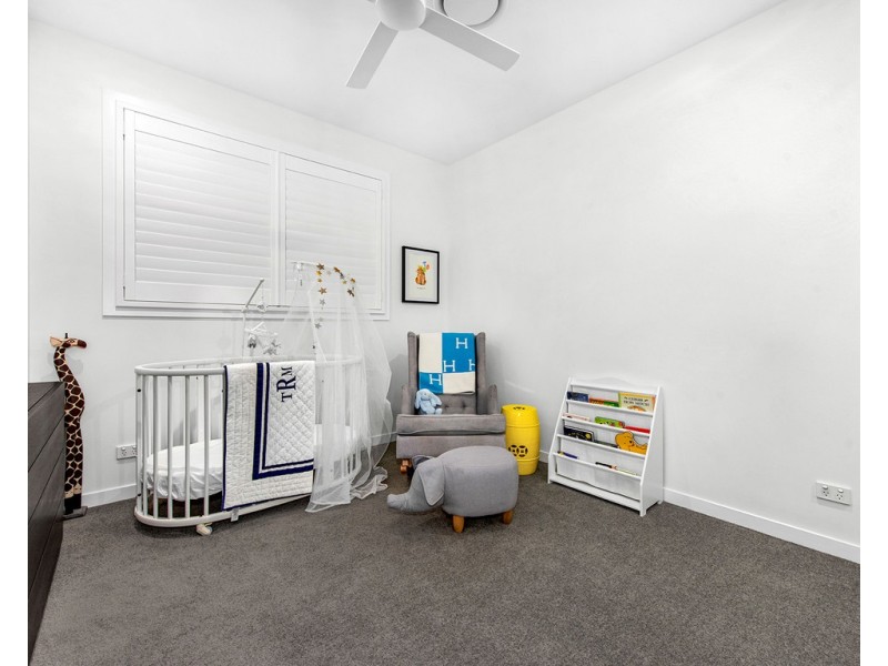 9 York Street, Morningside QLD 4170