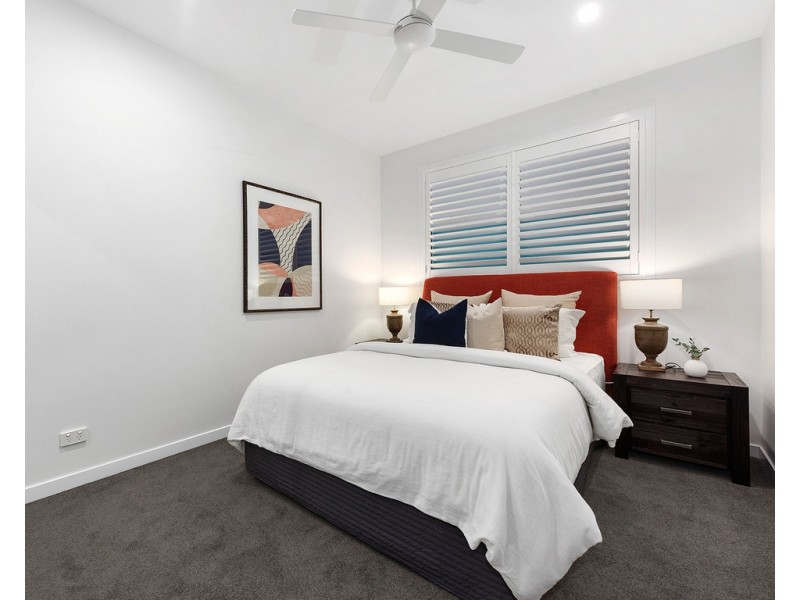 9 York Street, Morningside QLD 4170