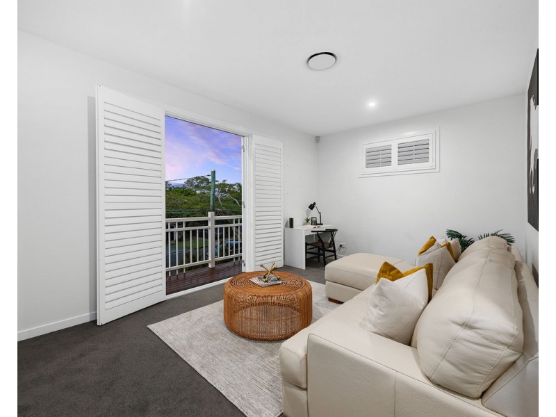 9 York Street, Morningside QLD 4170