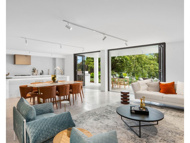 1/160 Oxlade Drive, New Farm QLD 4005