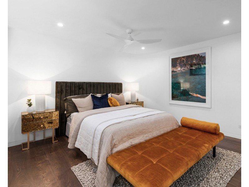 1/160 Oxlade Drive, New Farm QLD 4005