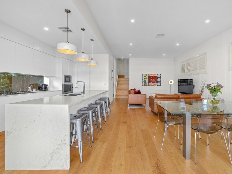 39 Pine Street, Bulimba QLD 4171