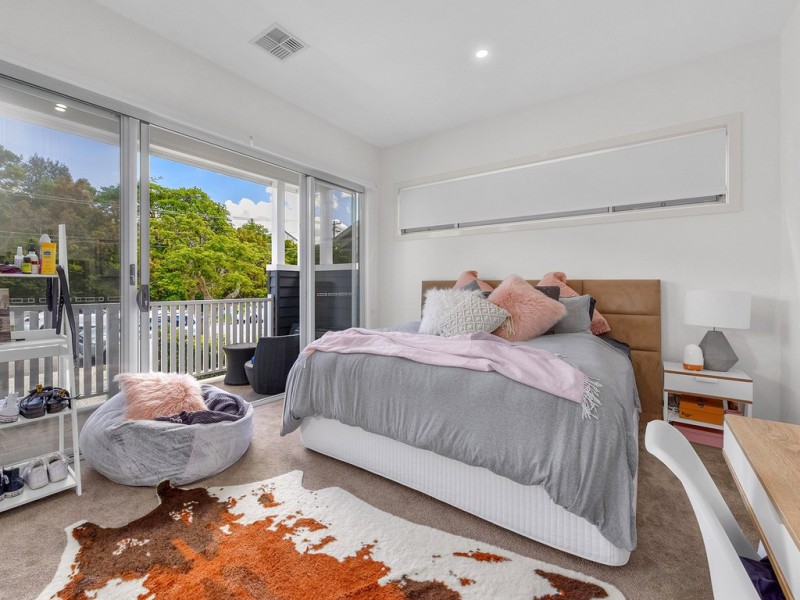 39 Pine Street, Bulimba QLD 4171