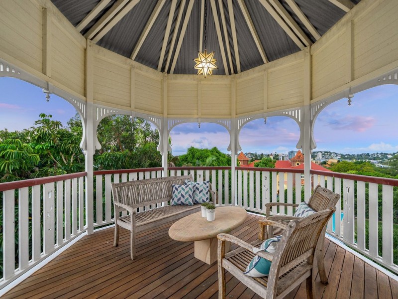 61 Constitution Road, Windsor QLD 4030