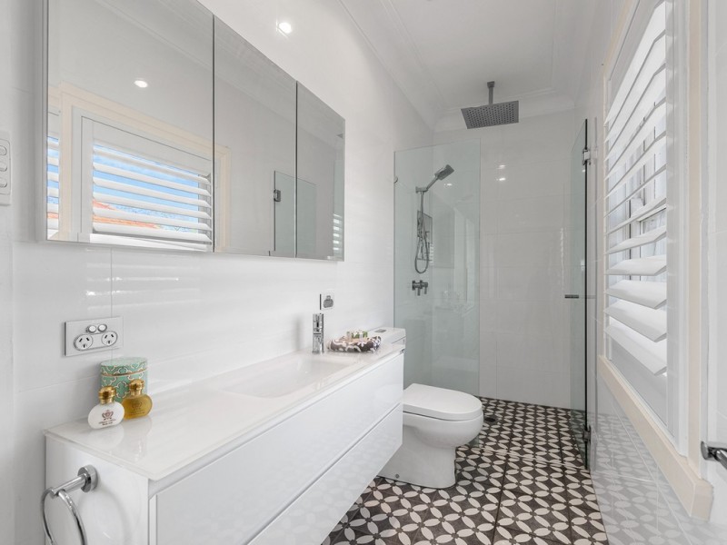 15 Benecia Street, Wavell Heights QLD 4012