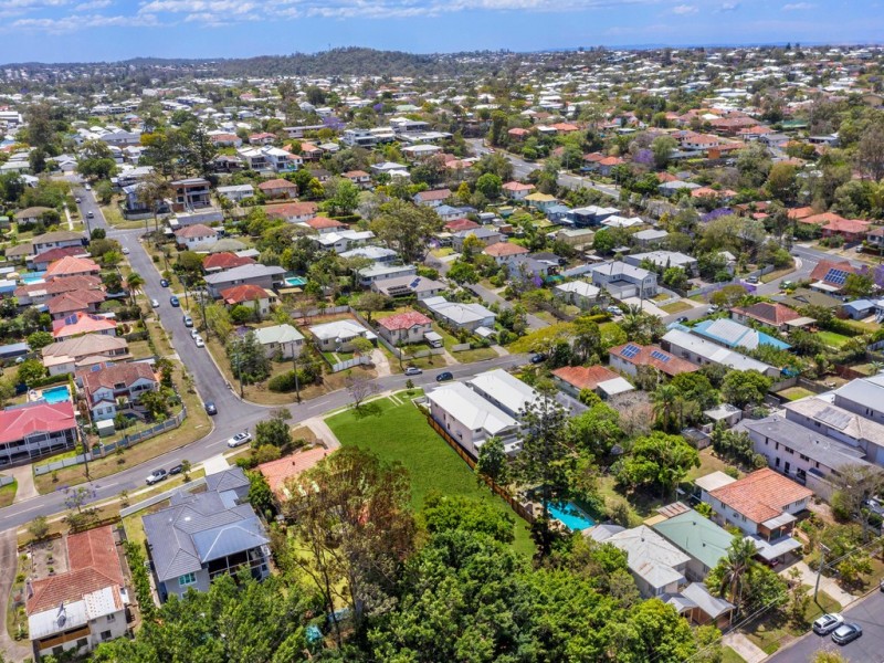 30 St Vincent Street, Ashgrove QLD 4060
