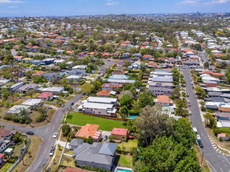 30 St Vincent Street, Ashgrove QLD 4060
